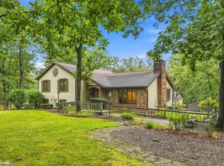 2433 Peach Ave, Fairfield, IA 52556