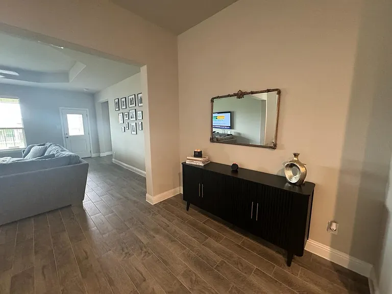 2025 Saint Andrews Way — Photo 11