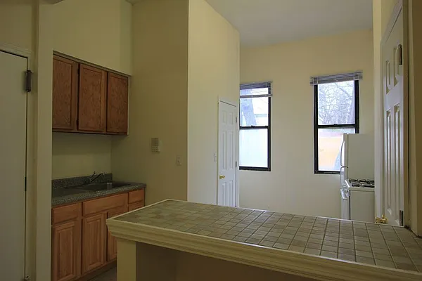 Rented by Bedford 6 Real Estate | media 4