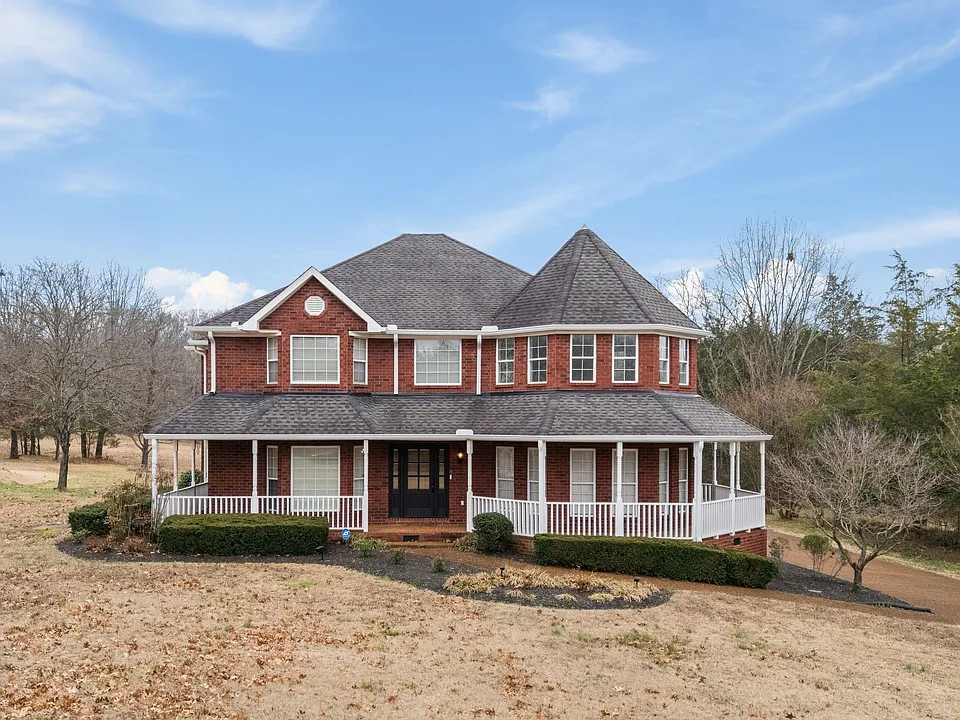 111 Rea Dr
