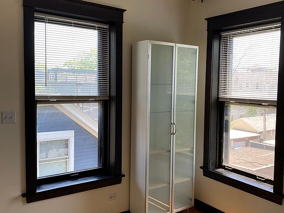 3rd image of 1645 N Francisco Ave #3