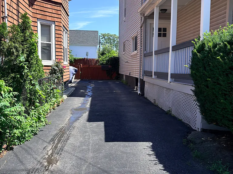 Knowlton St — Photo 9