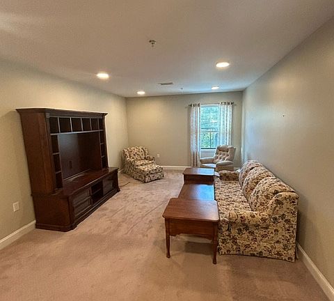 4th image of 4 Mayflower Ave APT 308B