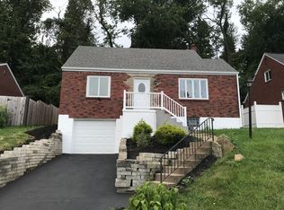 4900 Elmwood Dr, Pittsburgh, PA