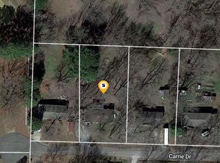 210 Carrie Dr, Dyersburg, TN 38024