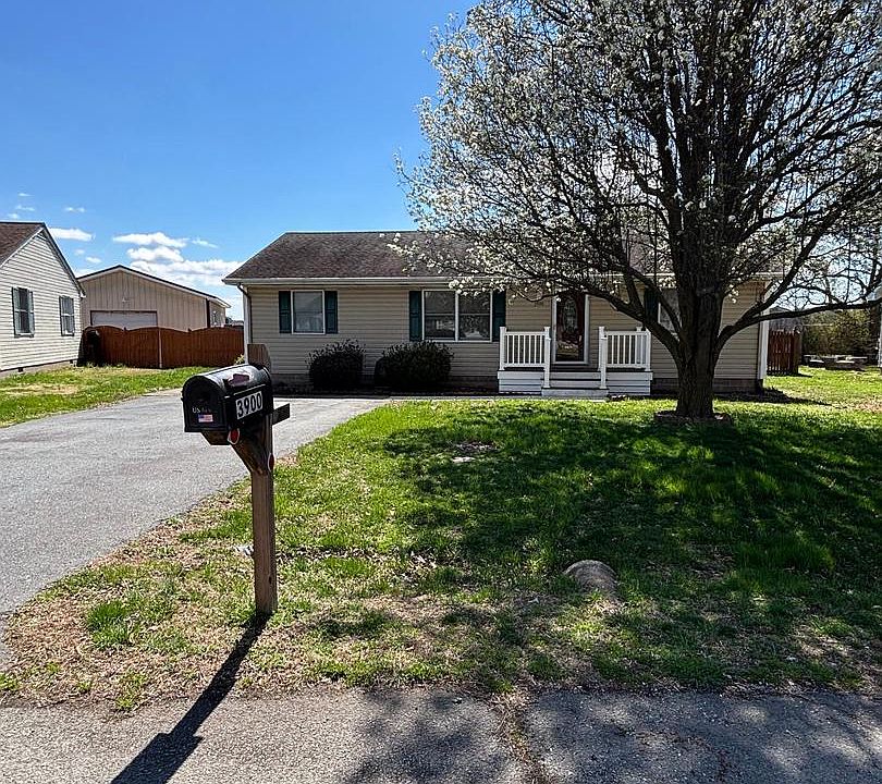 1st image of 3900 Harrison Cir