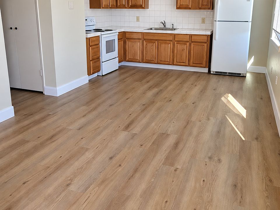 1st image of 226 Soledad St #6