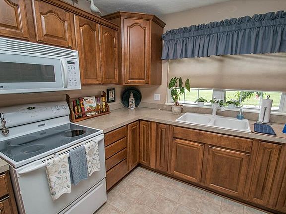 5th image of 1383 Mussel Shoals Dr