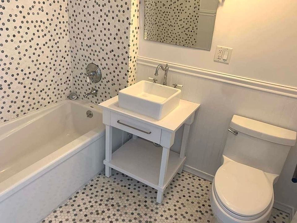 1st image of 181 Bainbridge St #4C