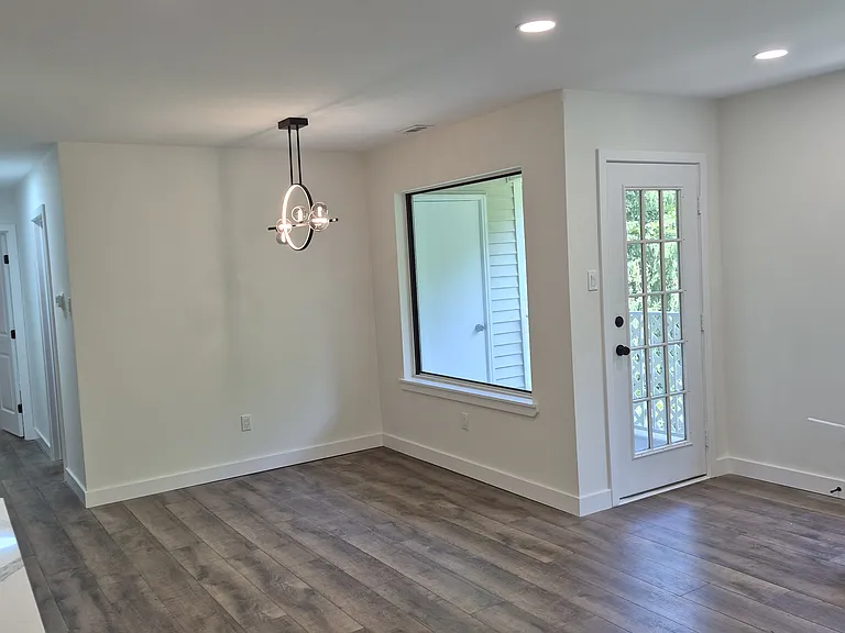812 Diamond Dr — Photo 4