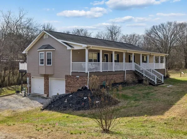 237 Grant Hwy, Gordonsville, TN 38563