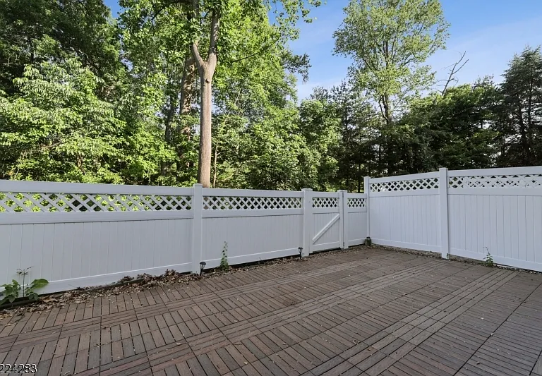 13 Knox Ct — Photo 13