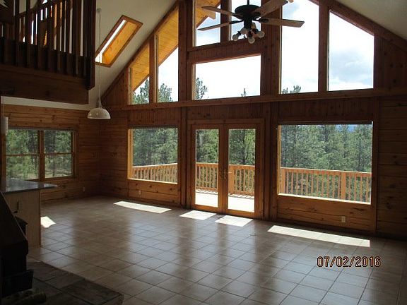 Additional Living Room