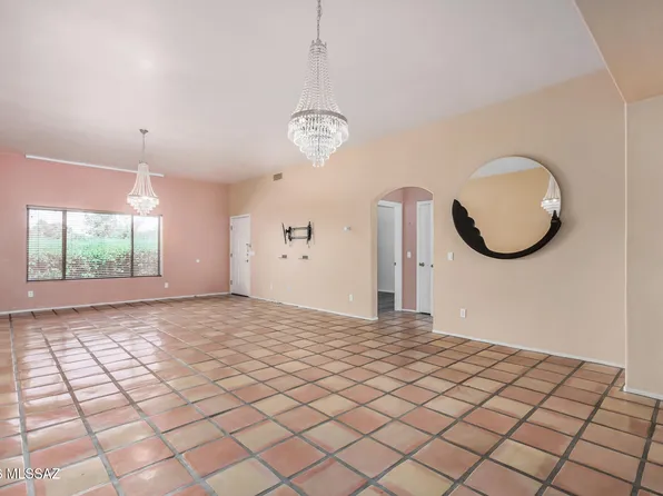 7 W Roma Dr, Tucson, AZ 85737