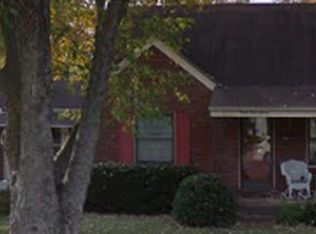 4312 Blenheim Rd, Saint Matthews, KY 40207