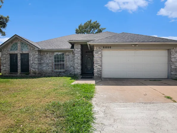 6800 Stetter Dr, Arlington, TX 76001