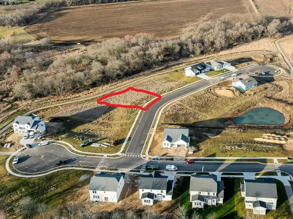 1422 Greenleaf Court #18, Sun Prairie, WI 53590