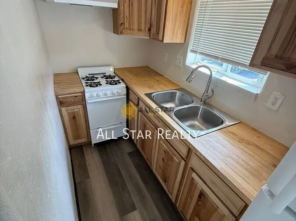 3901 Northwood Dr APT 8, Anchorage, AK 99517