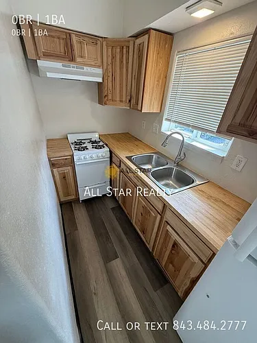 3901 Northwood Dr #8 Photo 1