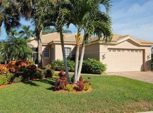 9210 Willowcrest Ct, Fort Myers, FL 33908