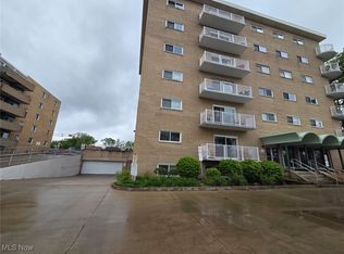 14567 Madison Ave APT 414, Lakewood, OH 44107