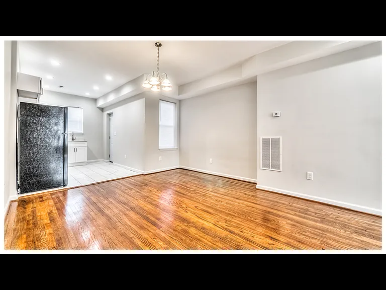 3336 W Caton Ave — Photo 8