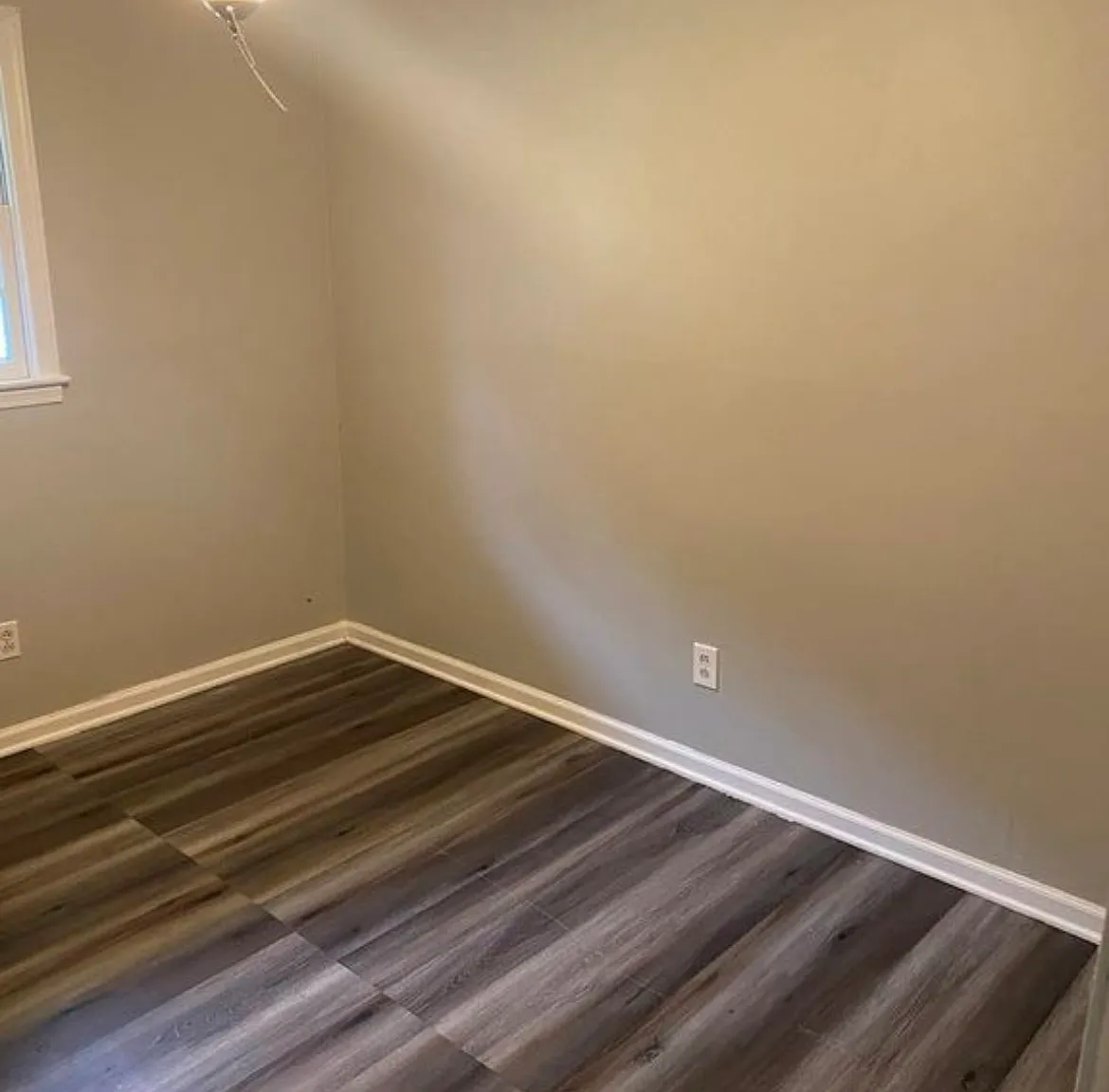 3 bed, 1000 sqft, $1,200 — Photo 4