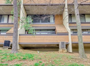 2304 S Quincy St #1, Arlington, VA 22204