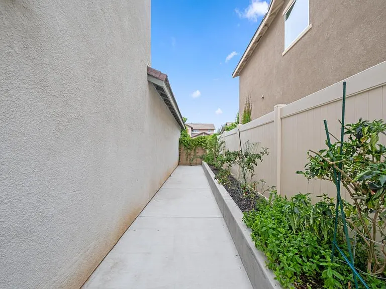 31624 Chamise Ln — Photo 36