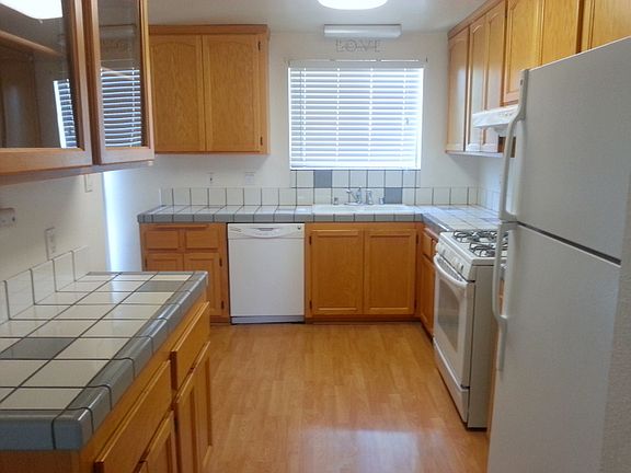 5th image of 343 W Madill St