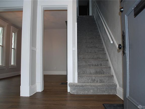 4th image of 102 Salem Ave