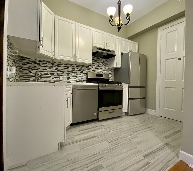 1st image of 155 Beacon Hill Dr APT 7