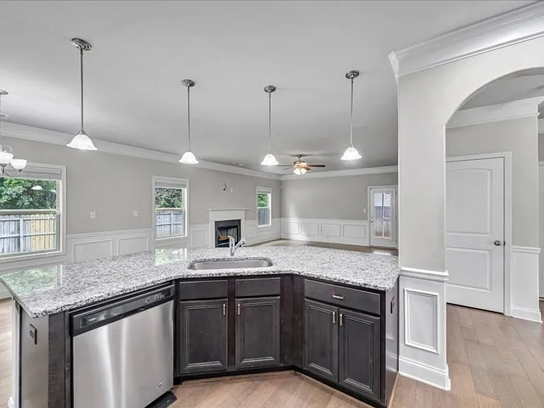 139 Stoney Creek Dr — Photo 15