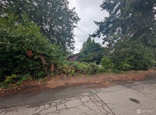 3711 W D St, Bremerton, WA 98312