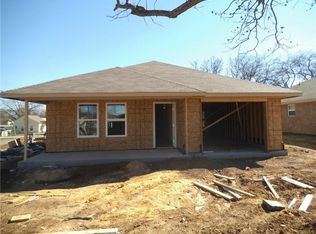 597 W Heard St, Cleburne, TX 76033