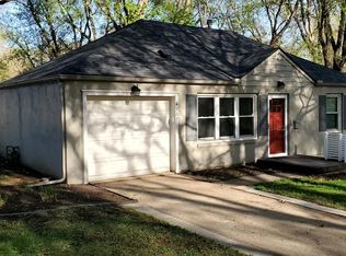 4907 Canterbury Rd, Mission, KS 66205