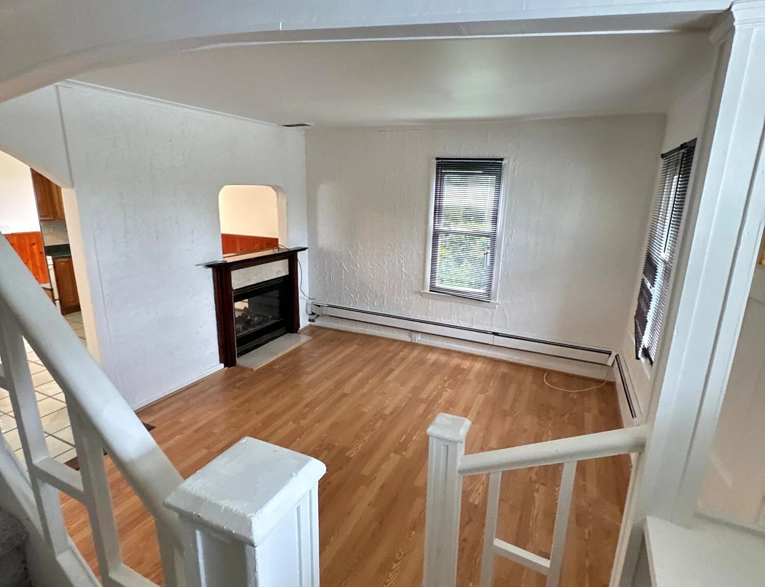 2 bed, 1.5 bath, 1080 sqft, $3,250 — Photo 2