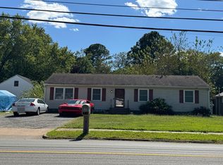 3310 King William Ave, West Point, VA 23181