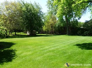 341 Redbird Rd, Bloomingdale, IL 60108