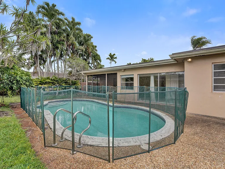 4721 Sarazen Dr — Photo 43