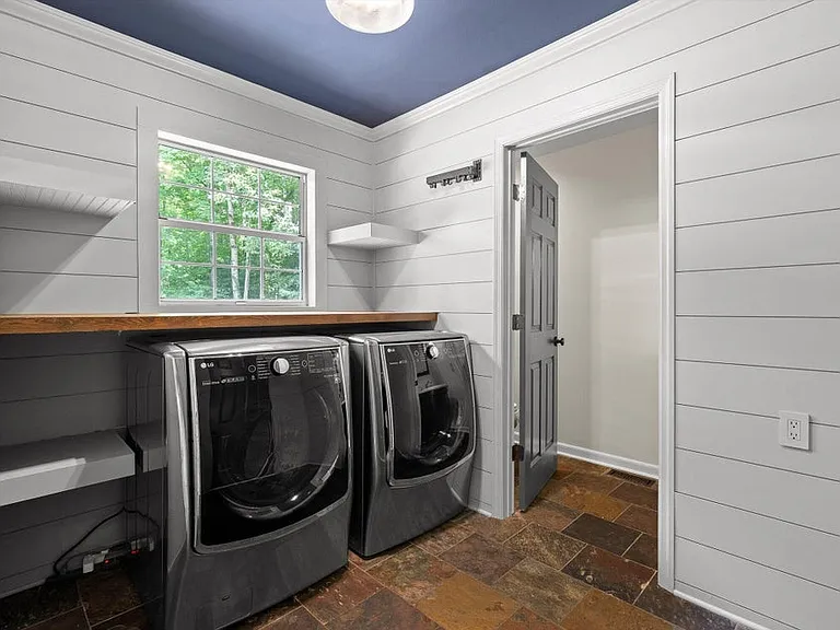 3019 Wingfield Ct — Photo 35