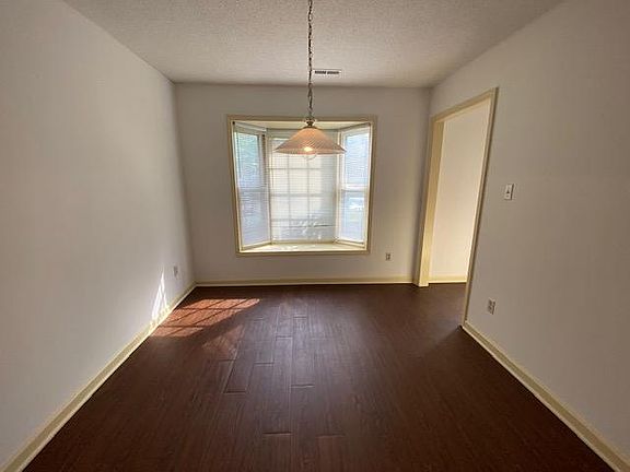 4th image of 4343 C Edith Ln