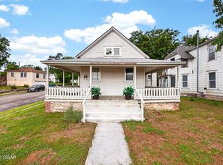 302 N Joplin Ave, Joplin, MO 64801