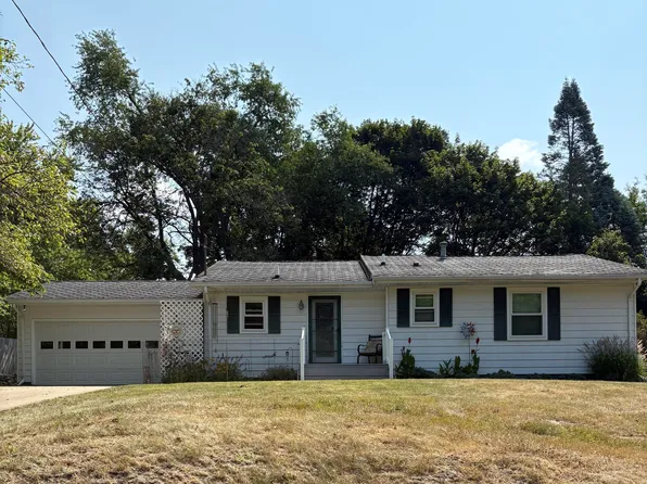 3411 Wood St, Kalamazoo, MI 49008