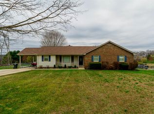 831 Hillside Dr, Springfield, TN 37172