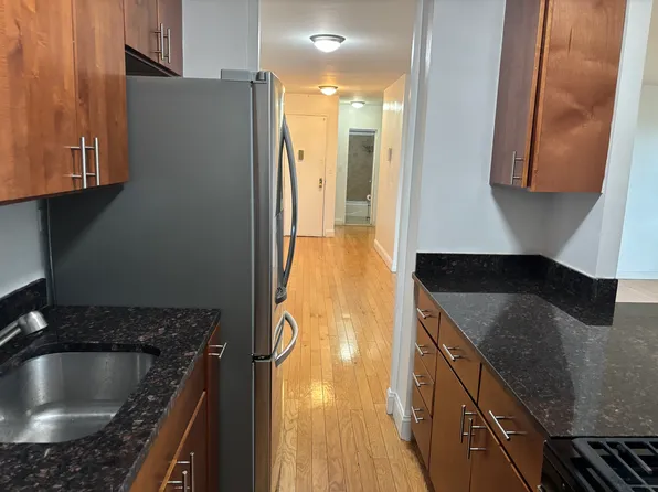 12399 Flatlands Avenue image 5 of 11