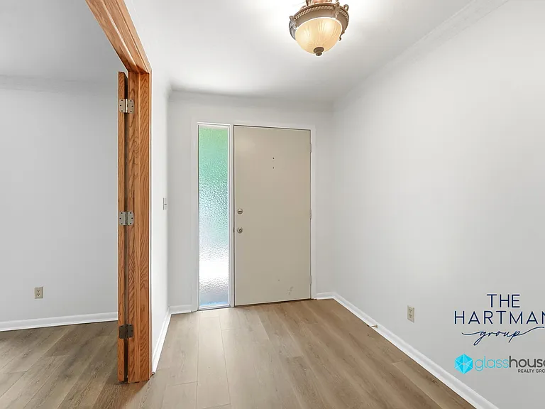 3059 Ranchfield Dr — Photo 7