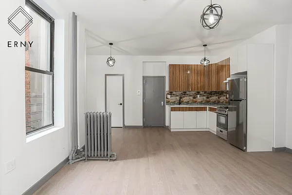 Rented by Pinn Realty | media 52