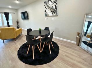 10214 Hollyglen Dr #ID1377438P, Houston, TX 77016