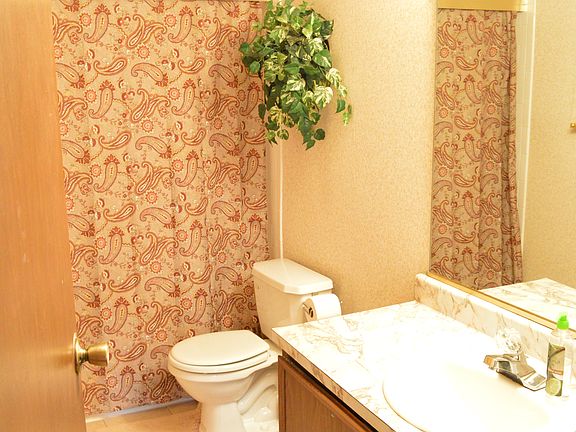 5th image of 1301 Elmshadow Dr
